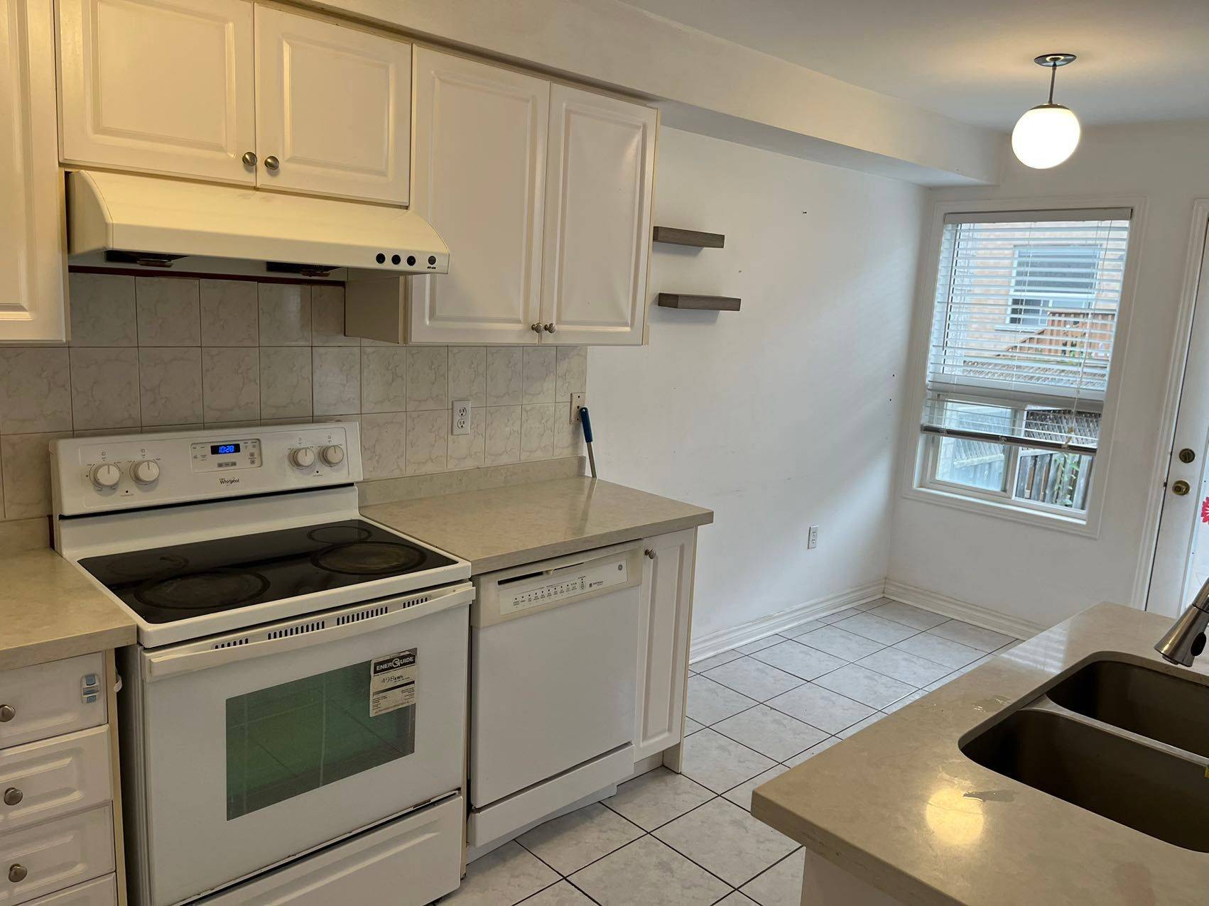 Richmond Hill, ON L4B 4M1,147 Nahanni DR