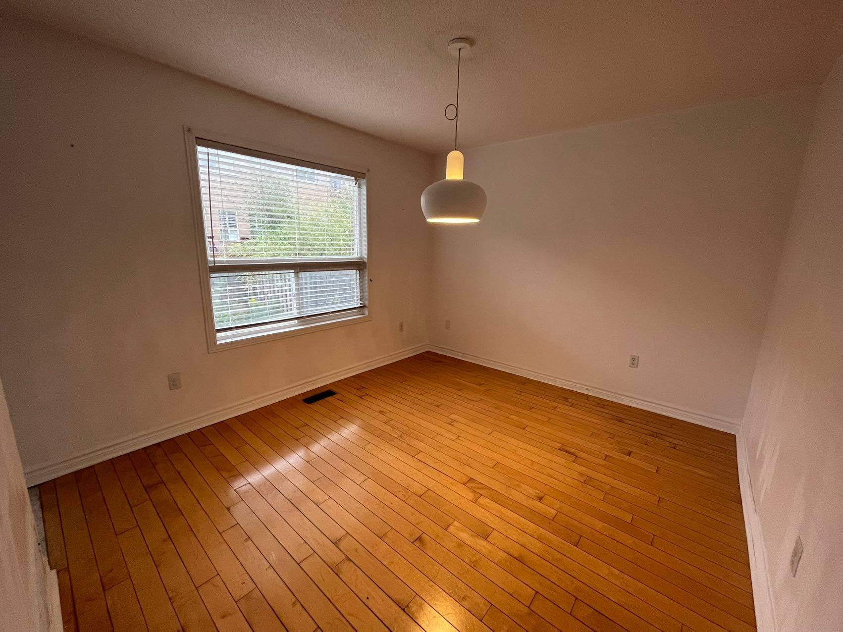 Richmond Hill, ON L4B 4M1,147 Nahanni DR