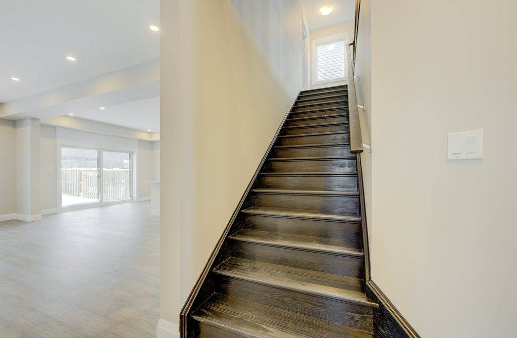 Woolwich, ON N3B 0E2,94 Isaac ST