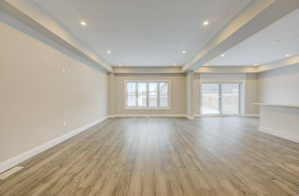 Woolwich, ON N3B 0E2,94 Isaac ST