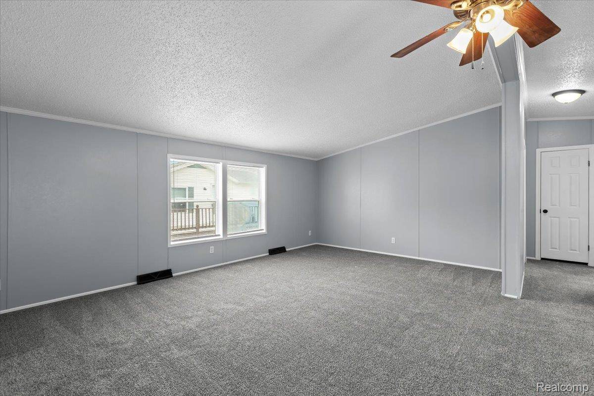 Flat Rock, MI 48134,28289 Spruce st.