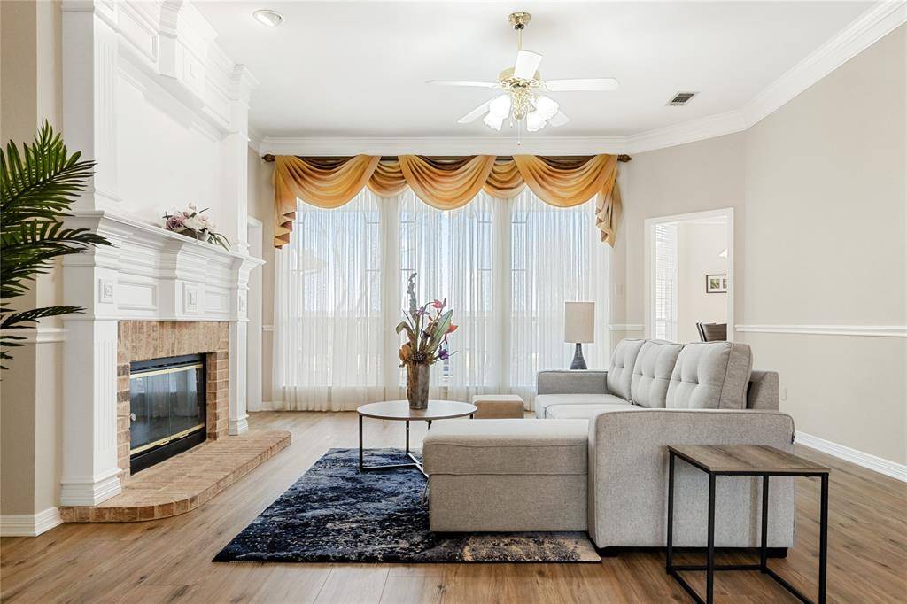 Colleyville, TX 76034,118 W Greenbriar Lane