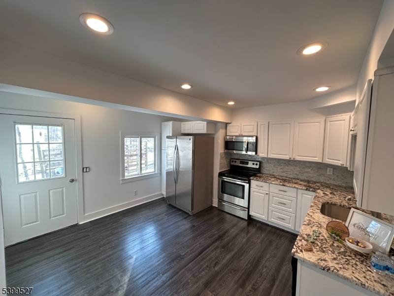 Belvidere Twp., NJ 07823,115 Wall St #115