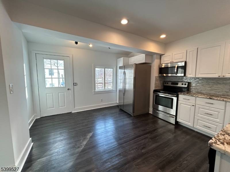 Belvidere Twp., NJ 07823,115 Wall St #115