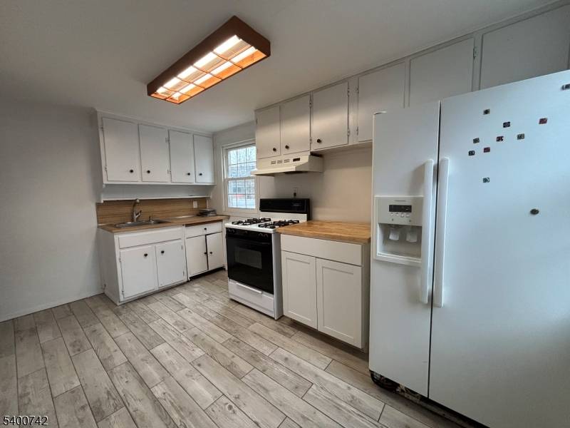 Rahway City, NJ 07065,1103 Stone St