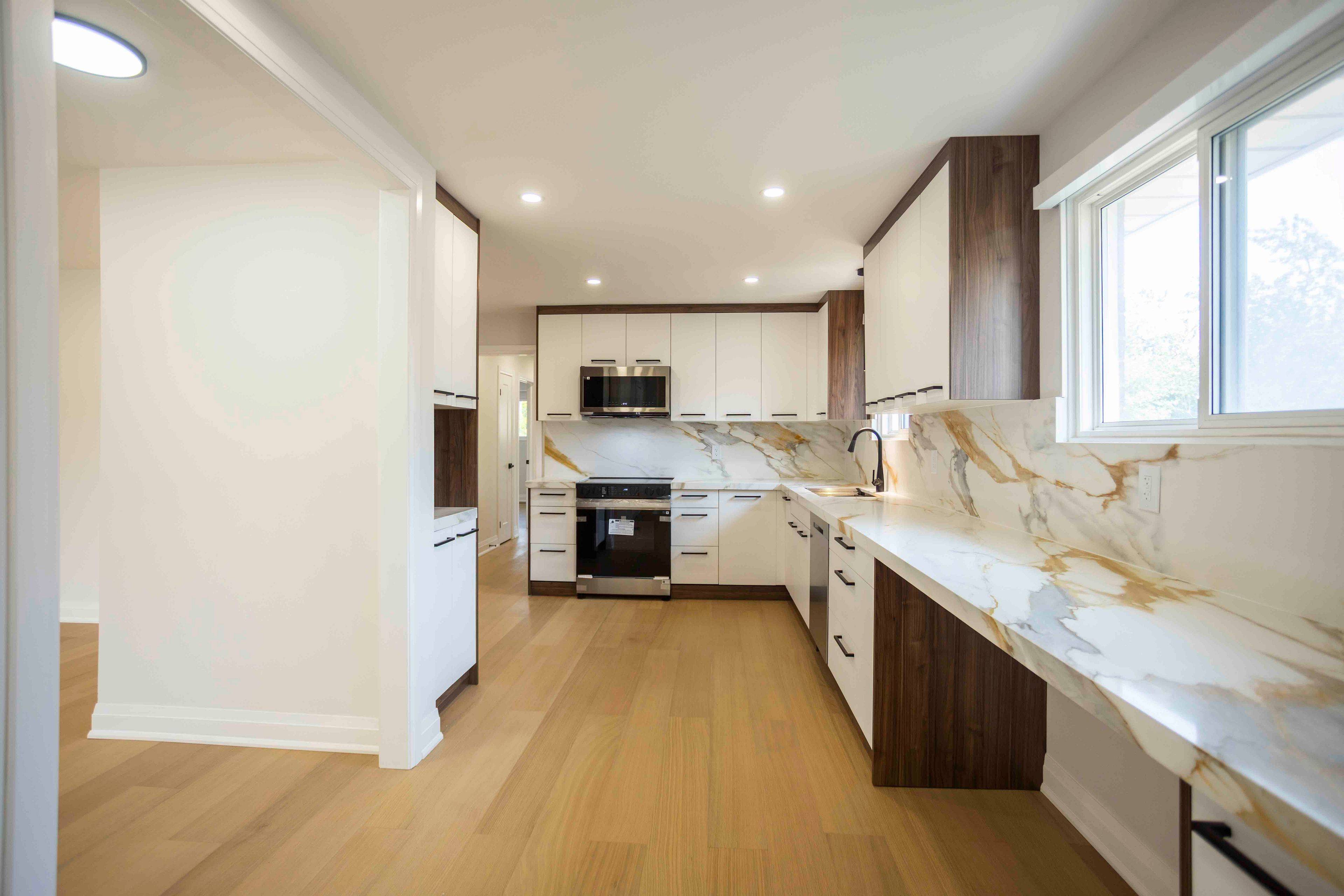 Toronto E11, ON M1B 1Y5,15 Shademaster CT #Upper