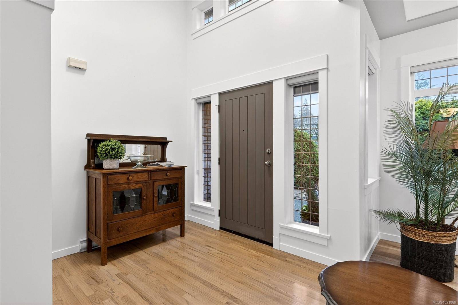 Colwood, BC V9C 4L1,489 Outrigger Loop