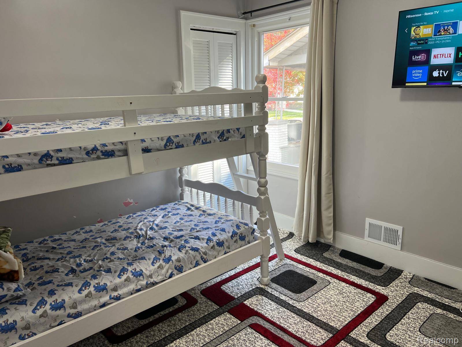 Dearborn Heights, MI 48125,4212 Huron ST