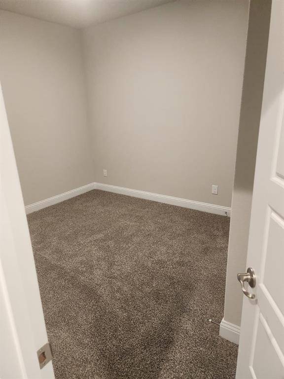 Denton, TX 76205,1600 Razorbill Road