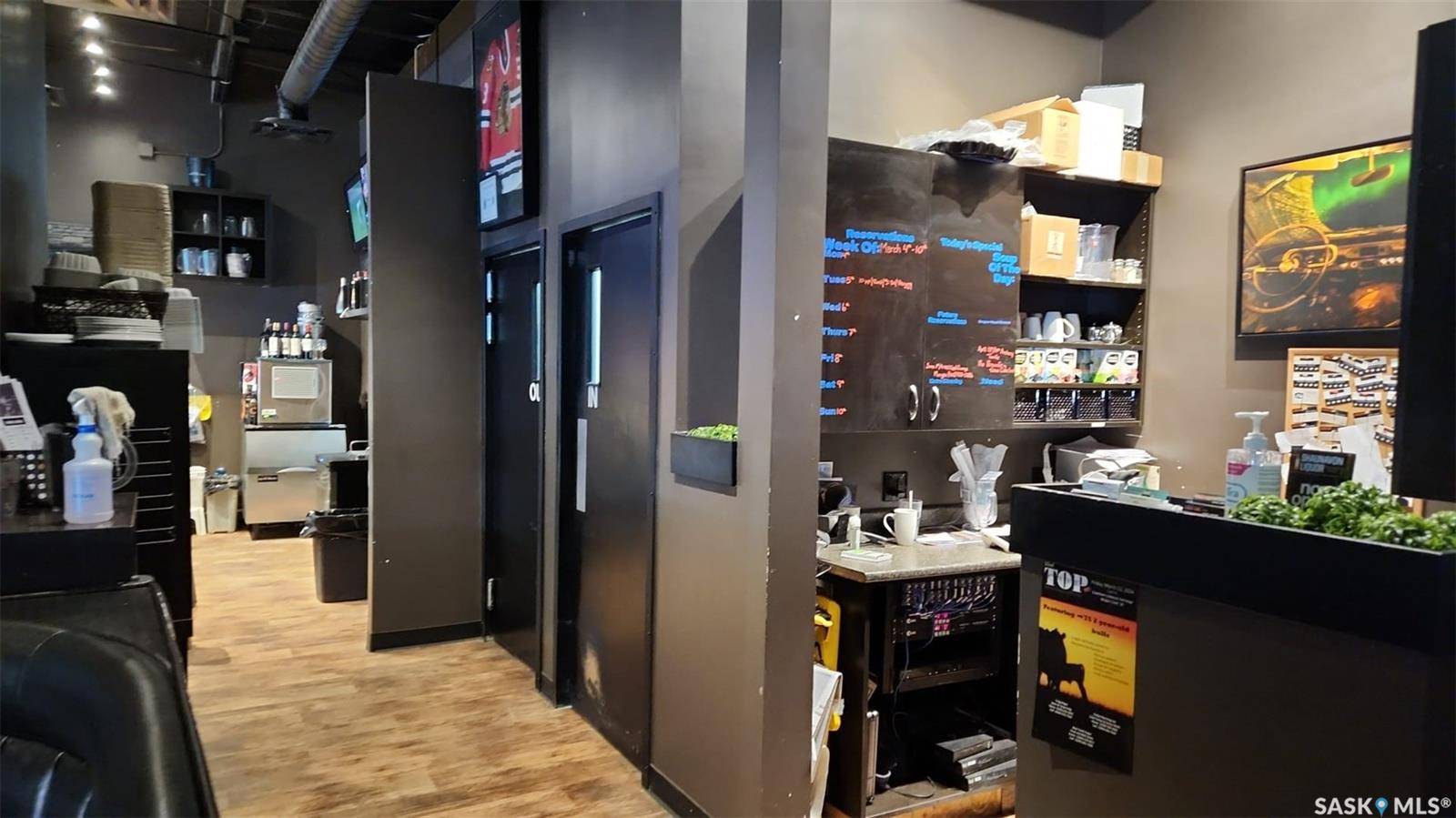 Shaunavon, SK S0N 1H0,910 3rd AVENUE W