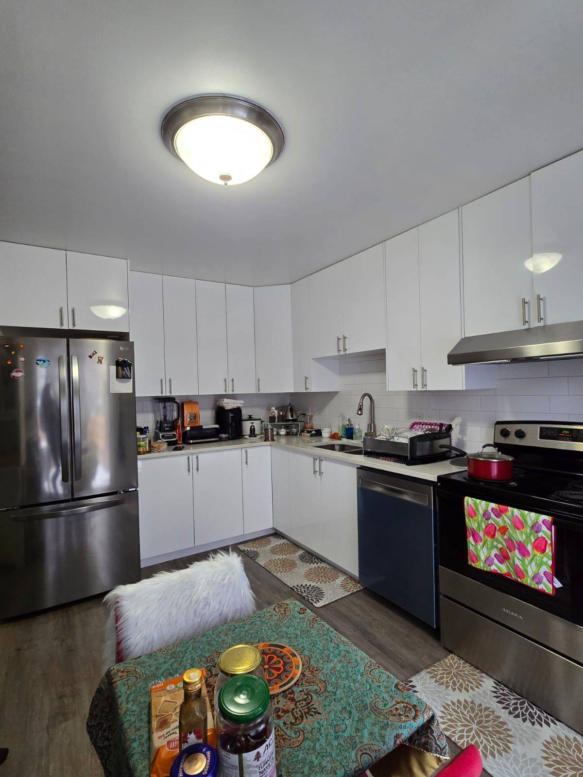 Orleans - Cumberland And Area, ON K1E 3R8,1863 Leclair CRES