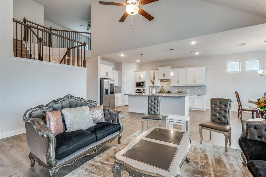 Mansfield, TX 76063,905 Flora Street