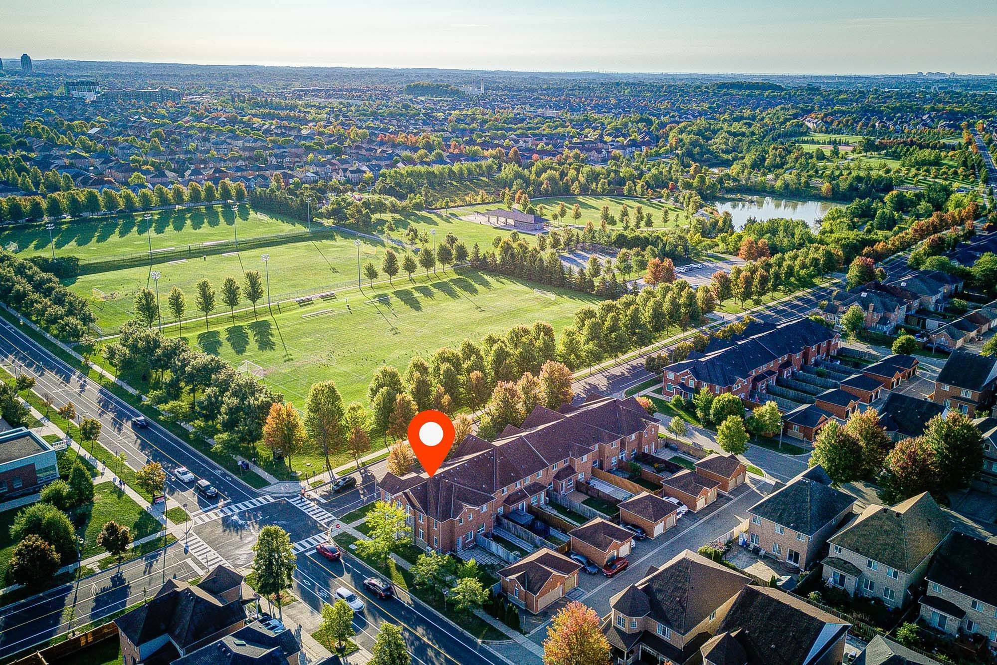 Markham, ON L6C 2Y3,496 The Bridle WALK