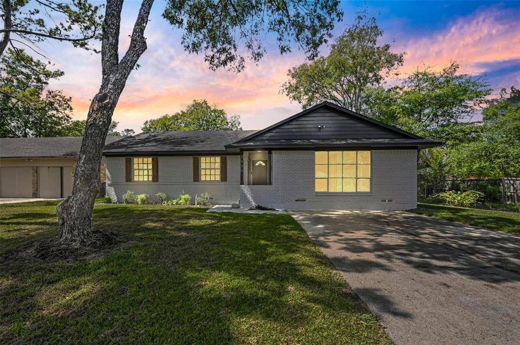 Dallas, TX 75217,1927 Riverway Drive