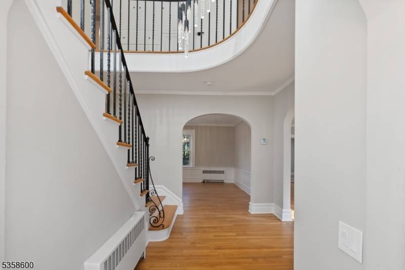 Maplewood Twp., NJ 07040,168 Wyoming Ave