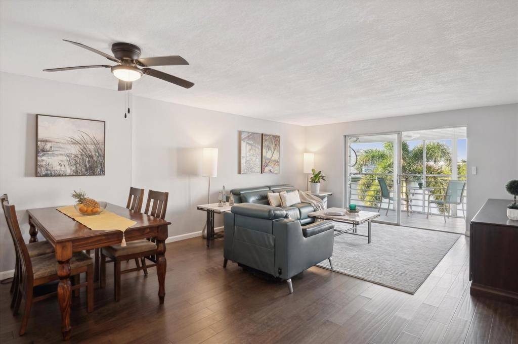 Dania Beach, FL 33004,131 SE 3rd Ave #302