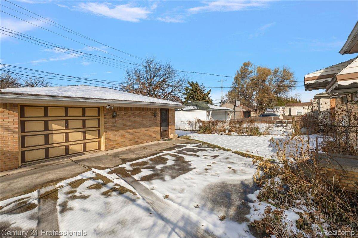 Dearborn, MI 48124,1826 Walnut ST