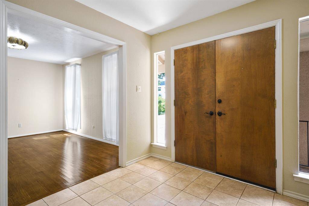 Farmers Branch, TX 75234,2901 N Sunbeck Circle