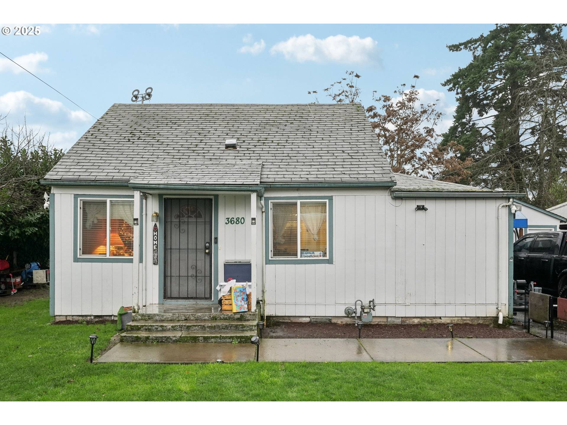 Salem, OR 97305,3680 BLOSSOM DR