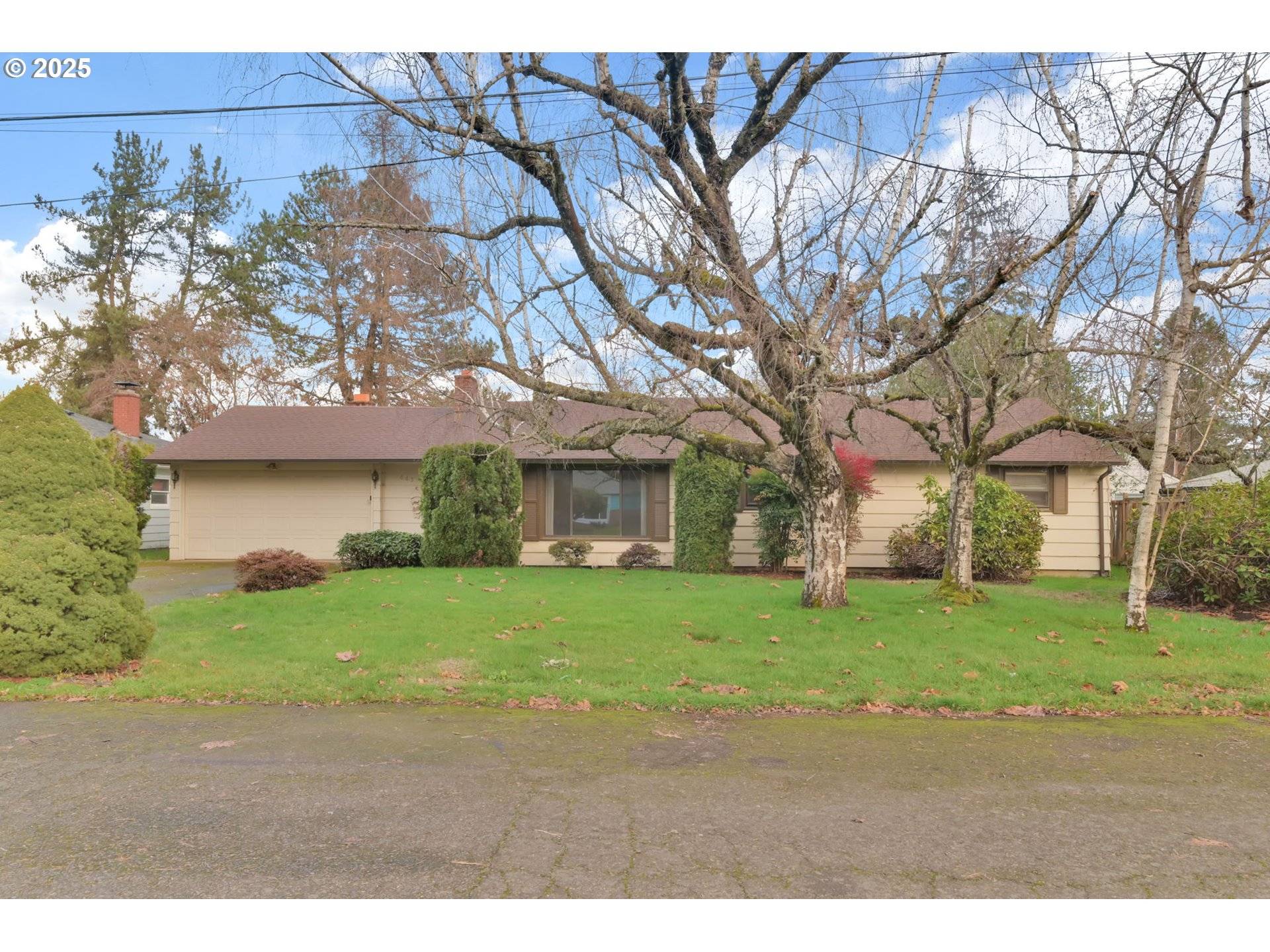Eugene, OR 97404,1665 EVERGREEN DR