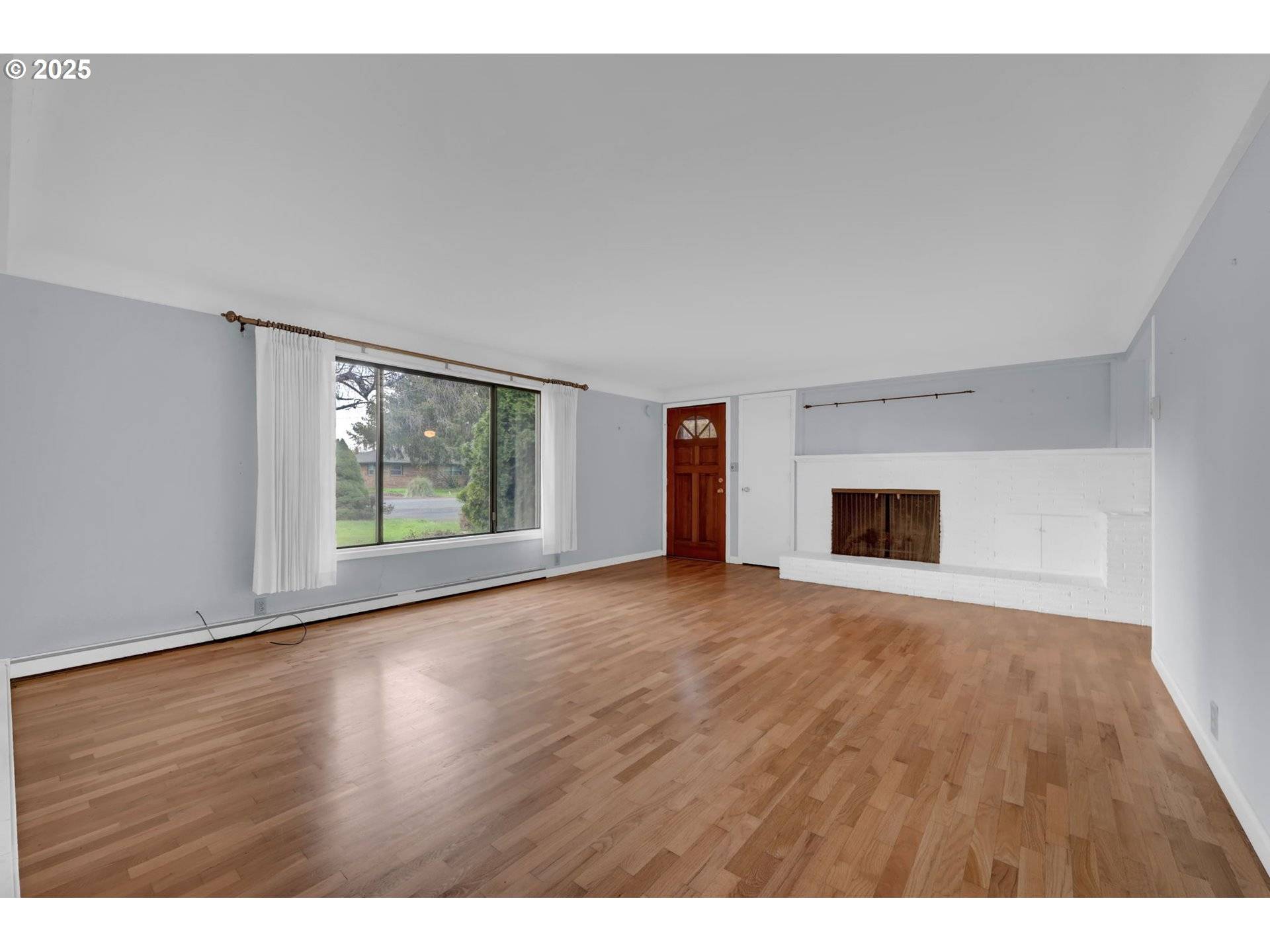 Eugene, OR 97404,1665 EVERGREEN DR