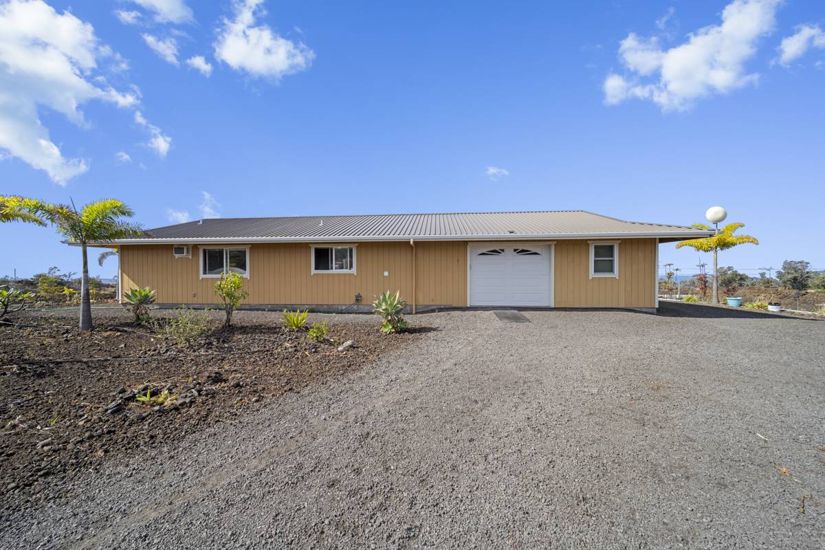 Ocean View, HI 96737,92-8436 MACADAMIA DR