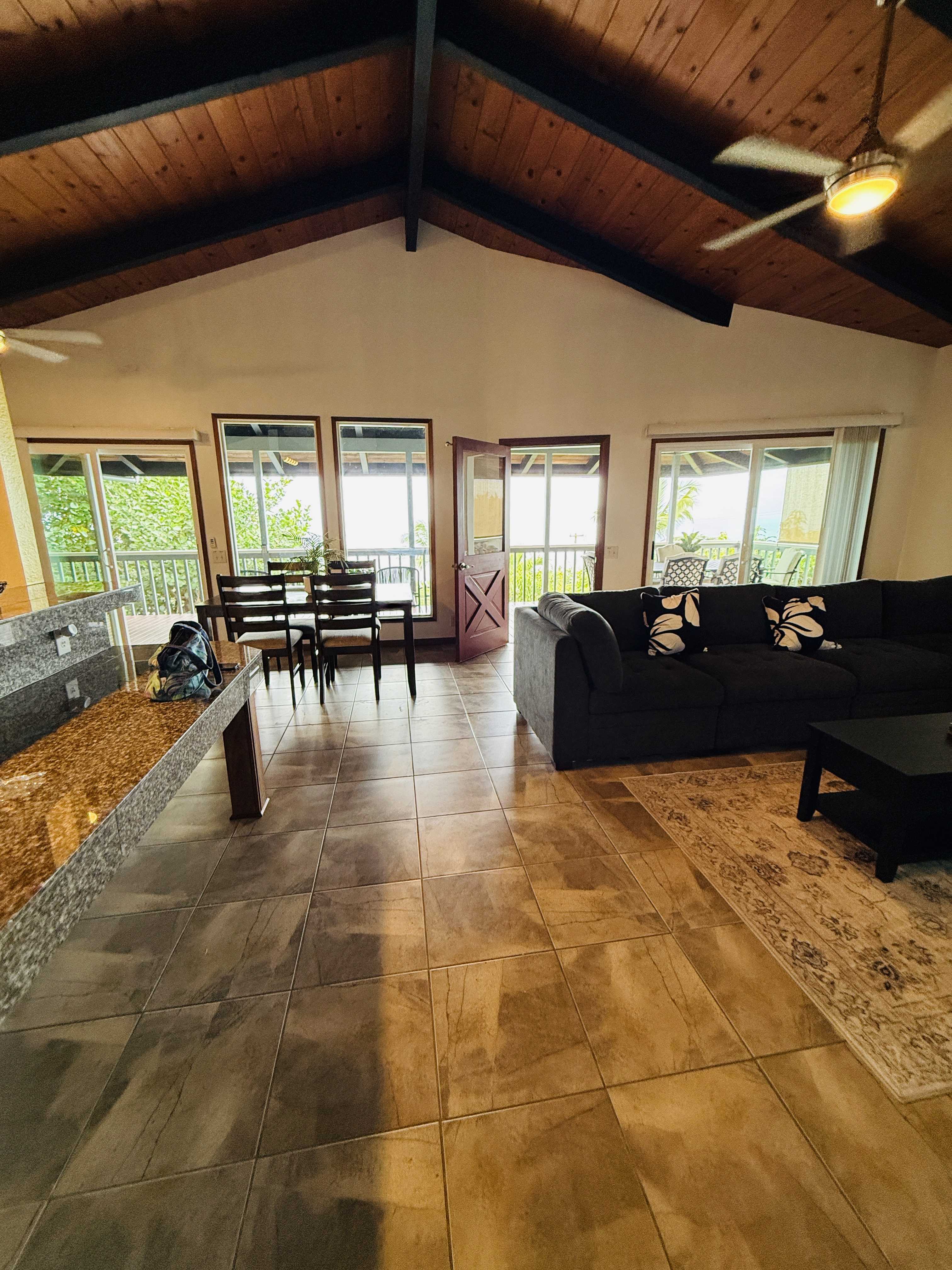 Captain Cook, HI 96704,87-3197 BOKI RD