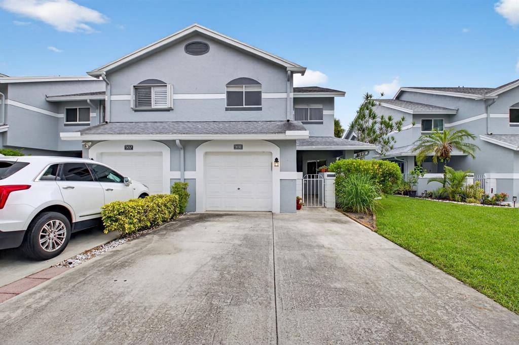 Boca Raton, FL 33433,6037 Old Court Rd #908