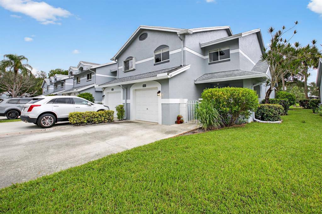 Boca Raton, FL 33433,6037 Old Court Rd #908