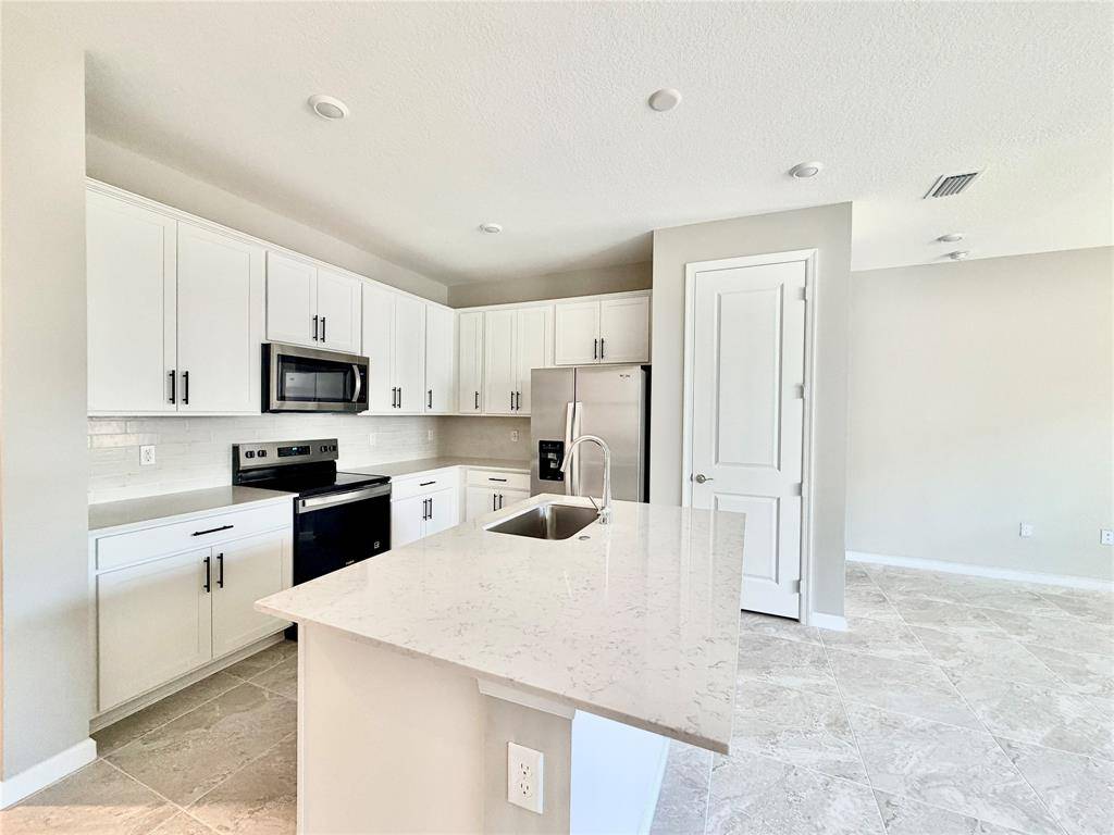 Stuart, FL 34997,288 SW Sally Way