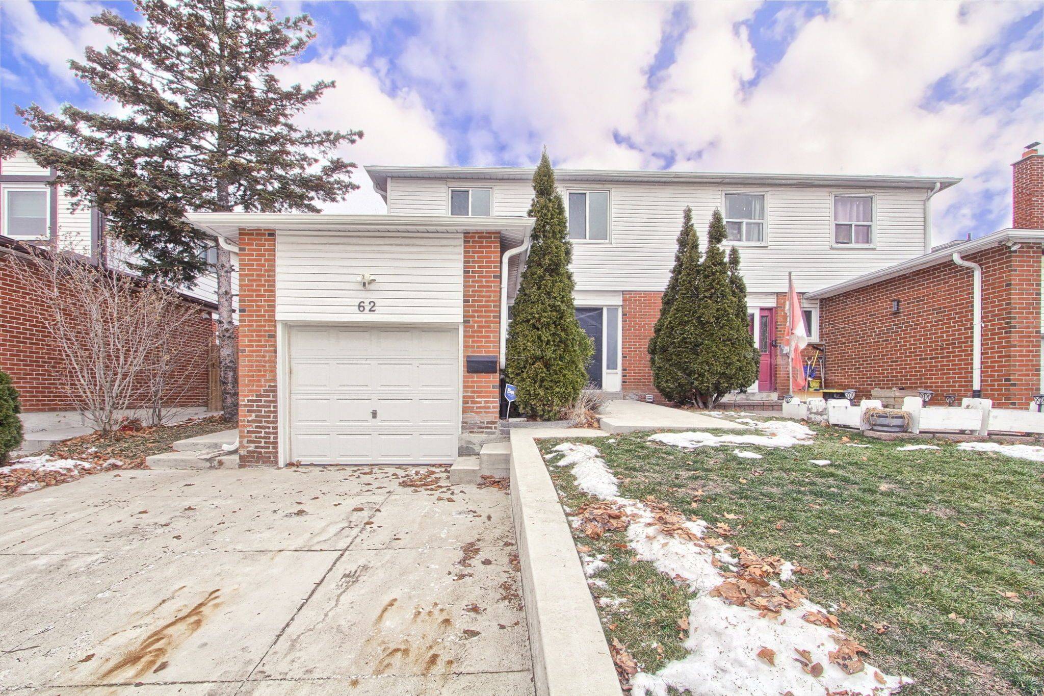 Brampton, ON L6V 2Y9,62 Radford DR