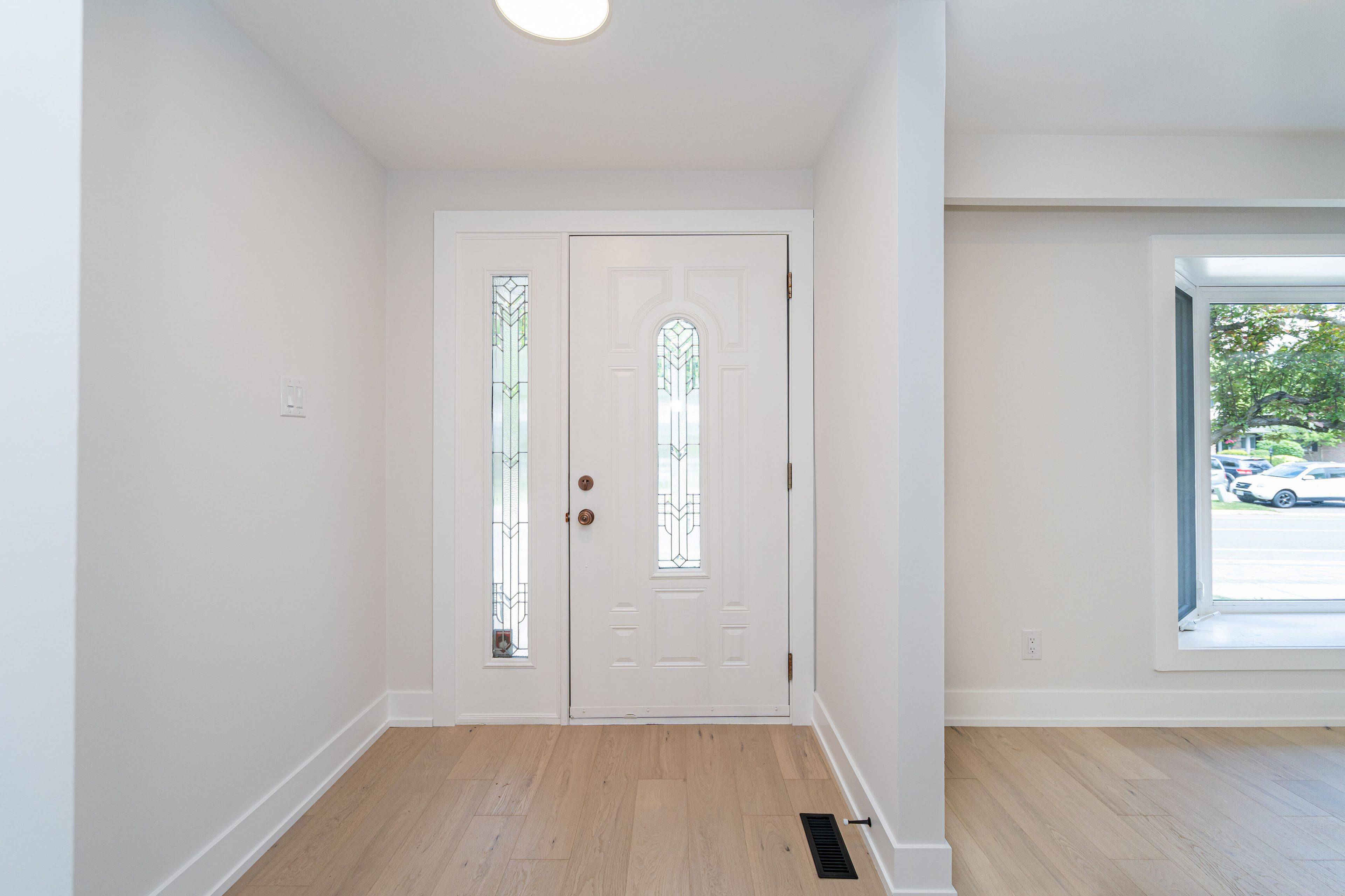 Oakville, ON L6J 5R4,2296 Devon RD