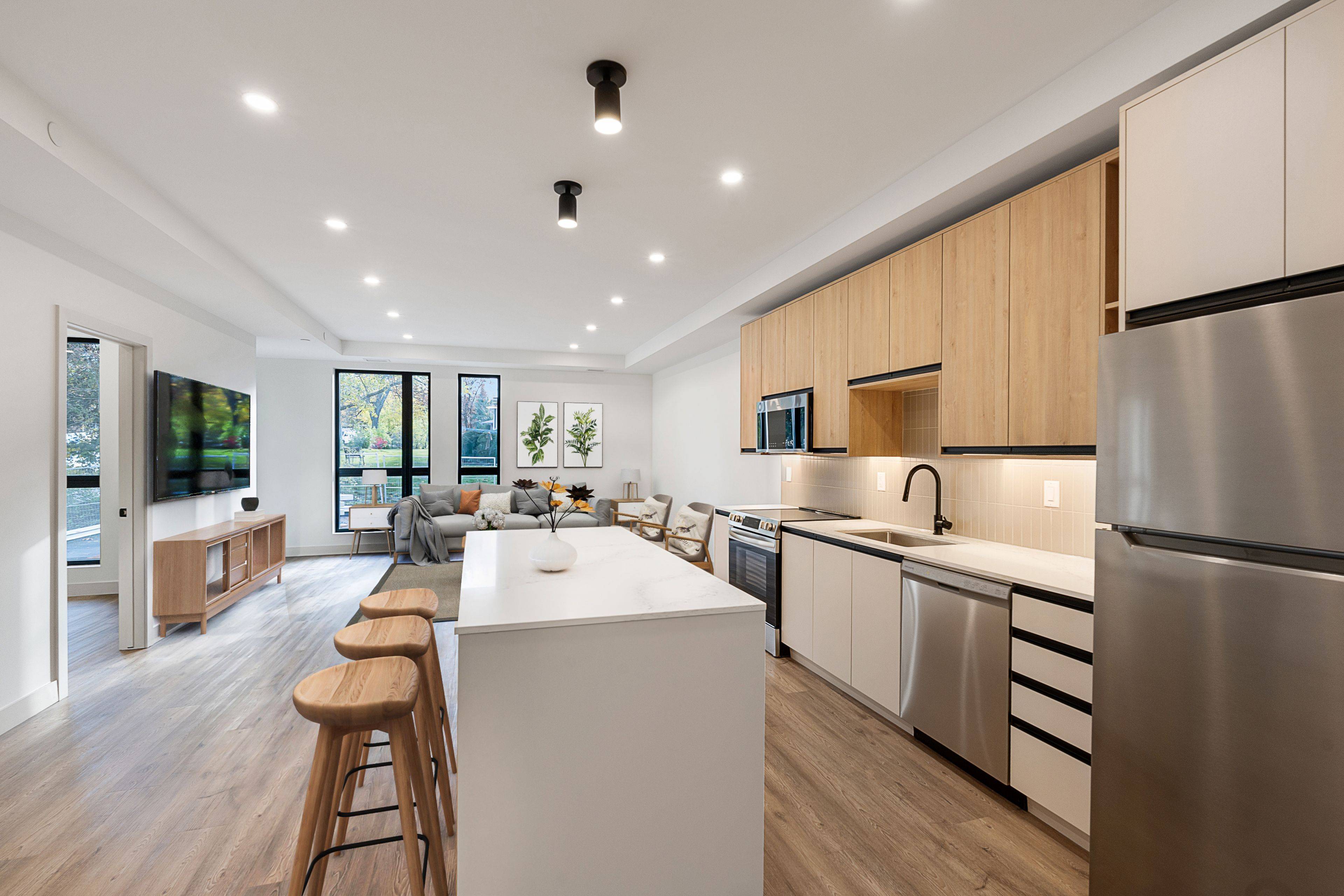 Lincoln, ON L0R 1B8,4390 Hillview DR #203