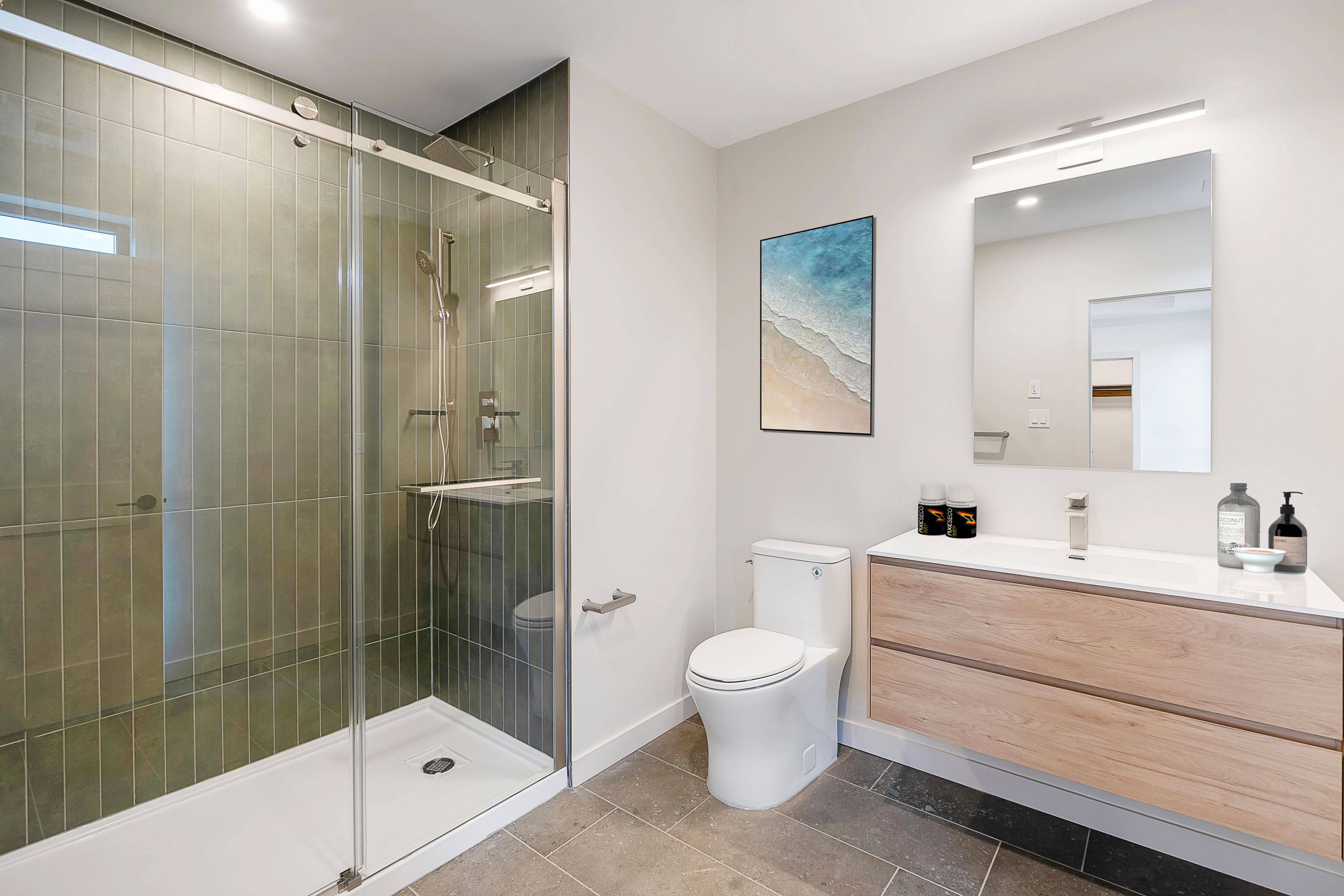 Lincoln, ON L0R 1B8,4390 Hillview DR #203