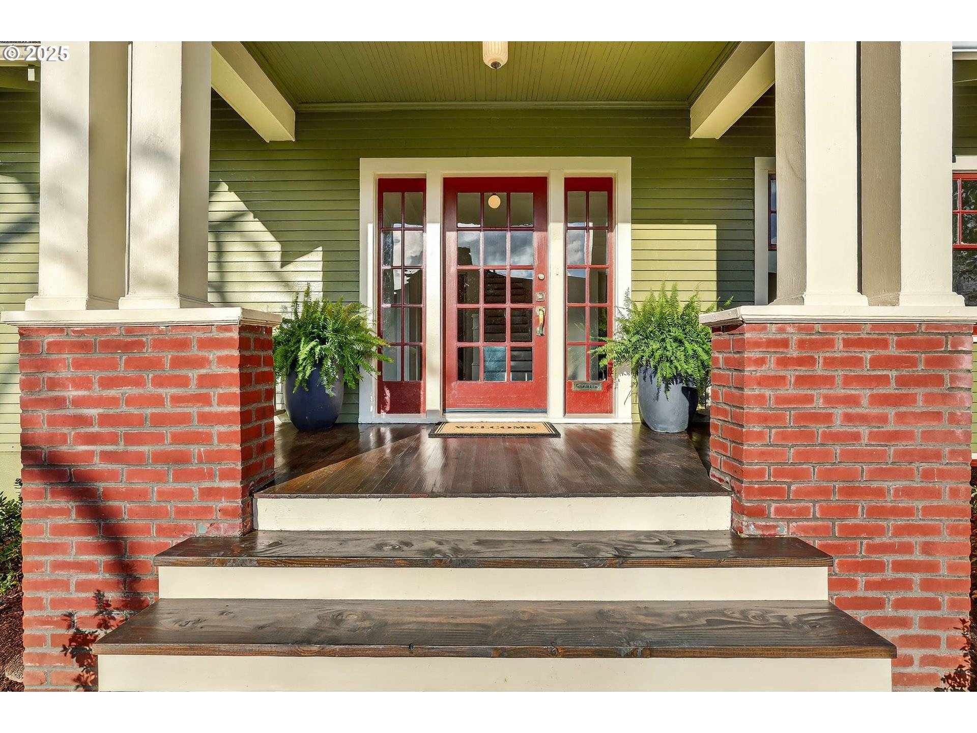 Vancouver, WA 98660,110 W 28TH ST