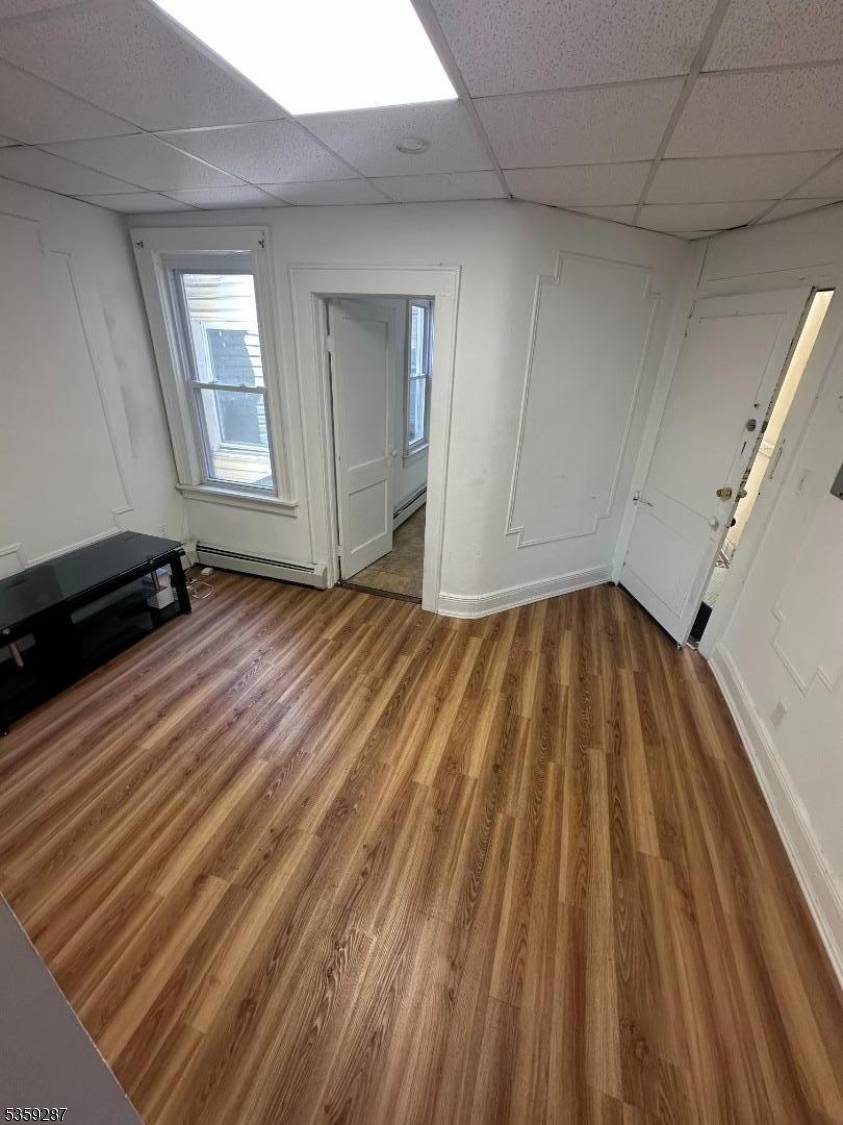 Clifton City, NJ 07011,1153 Main Ave