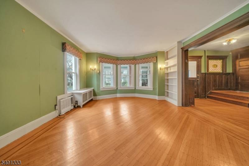 Caldwell Boro Twp., NJ 07006,16 Hanford Pl