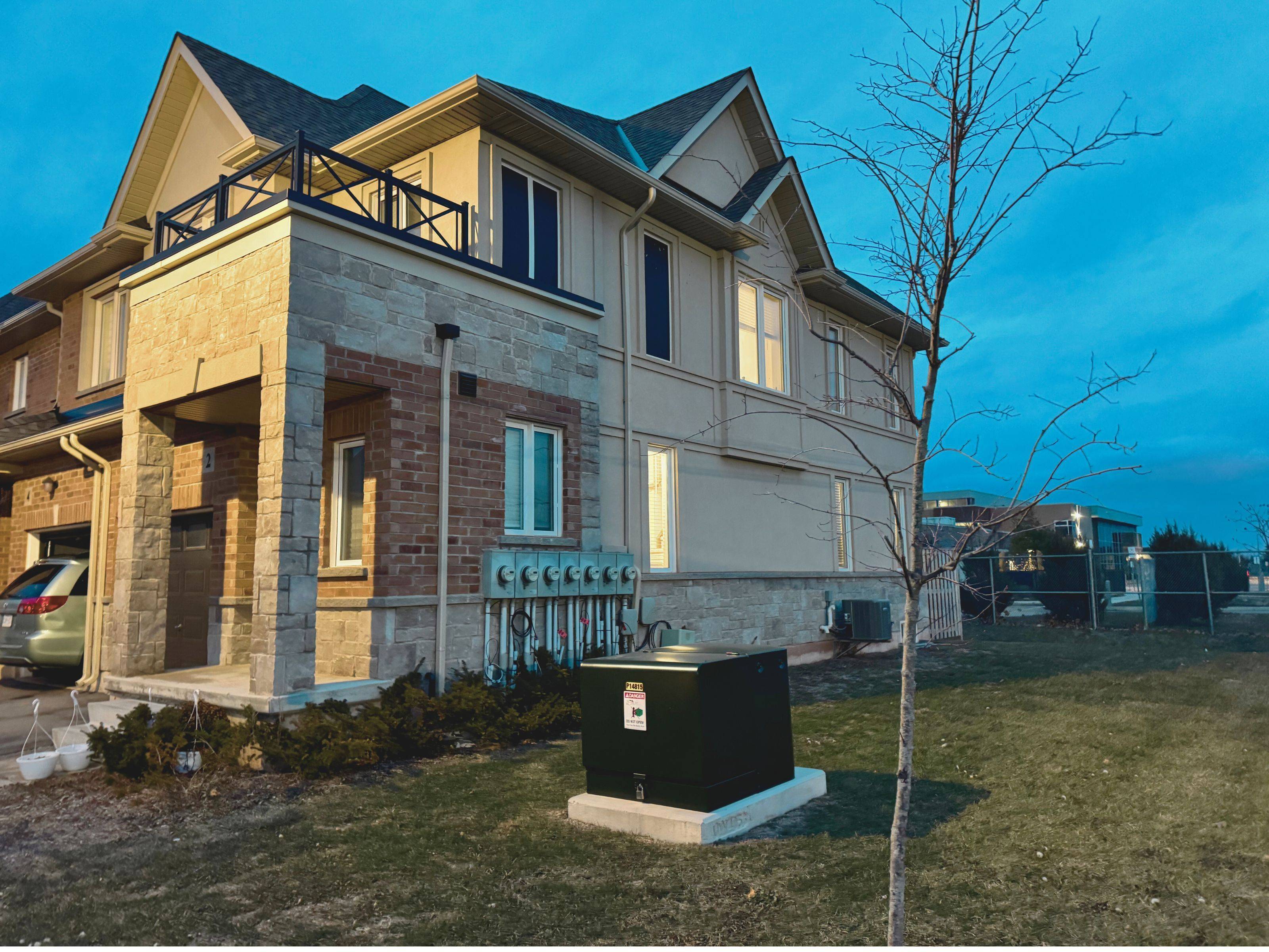 Hamilton, ON L8E 0K7,2 Mockingbird LN