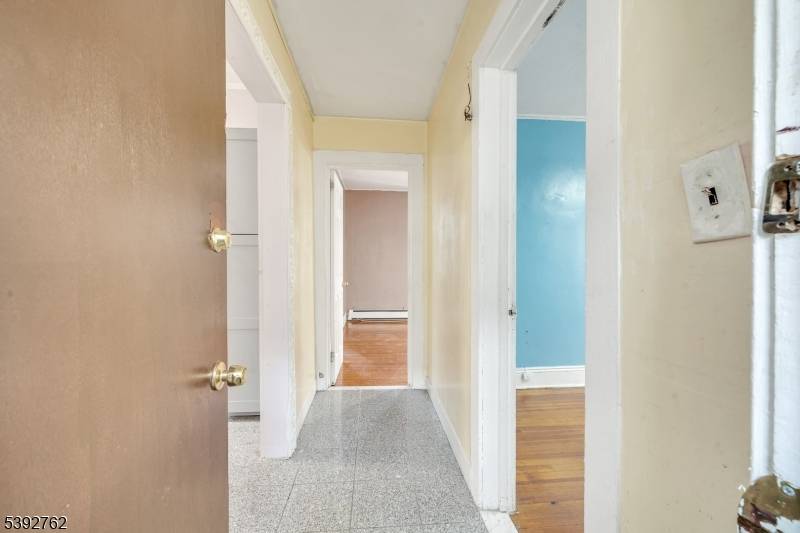 Rahway City, NJ 07065,244 W Scott Ave