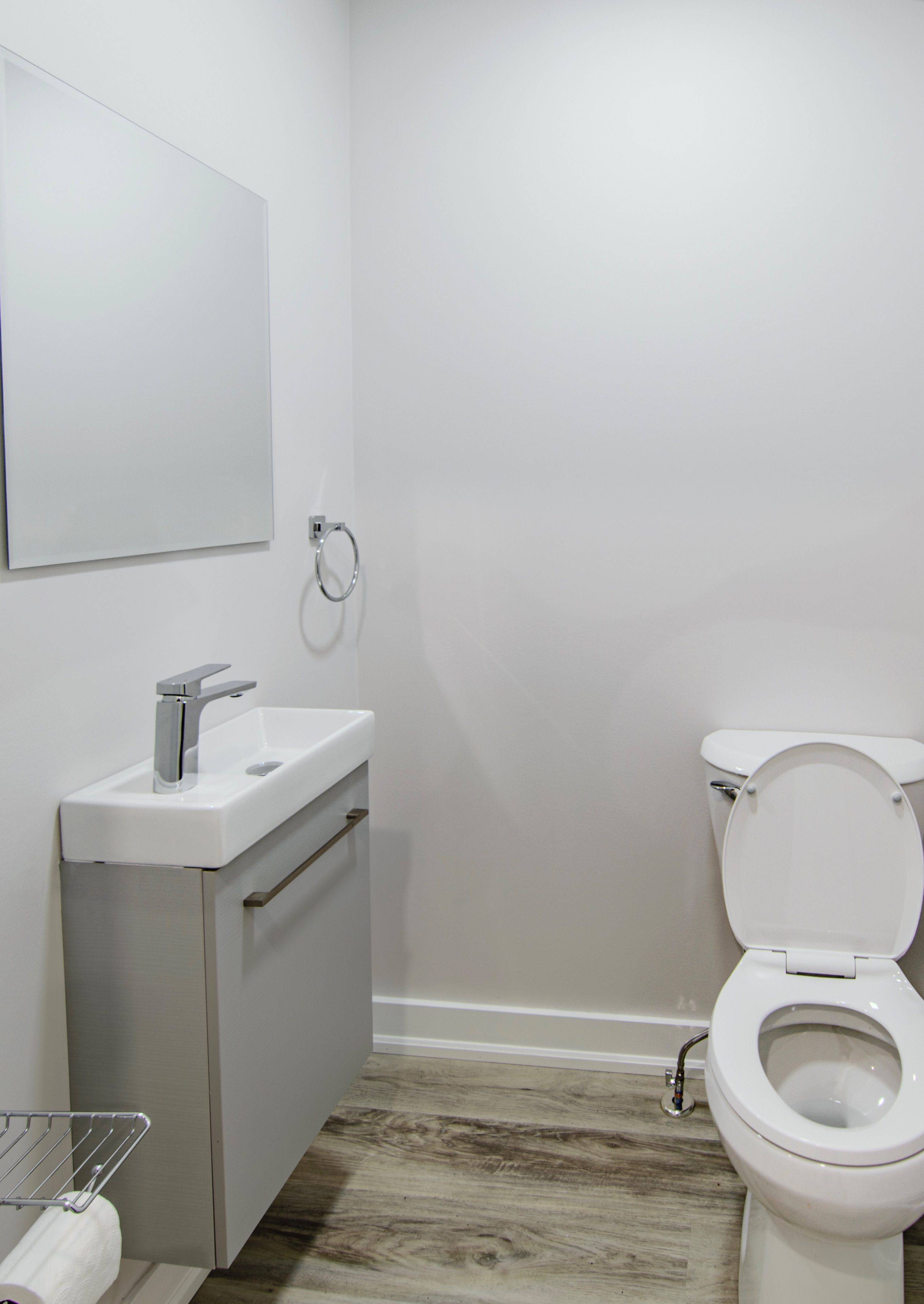 Orillia, ON L3V 6L8,580 West ST S #25