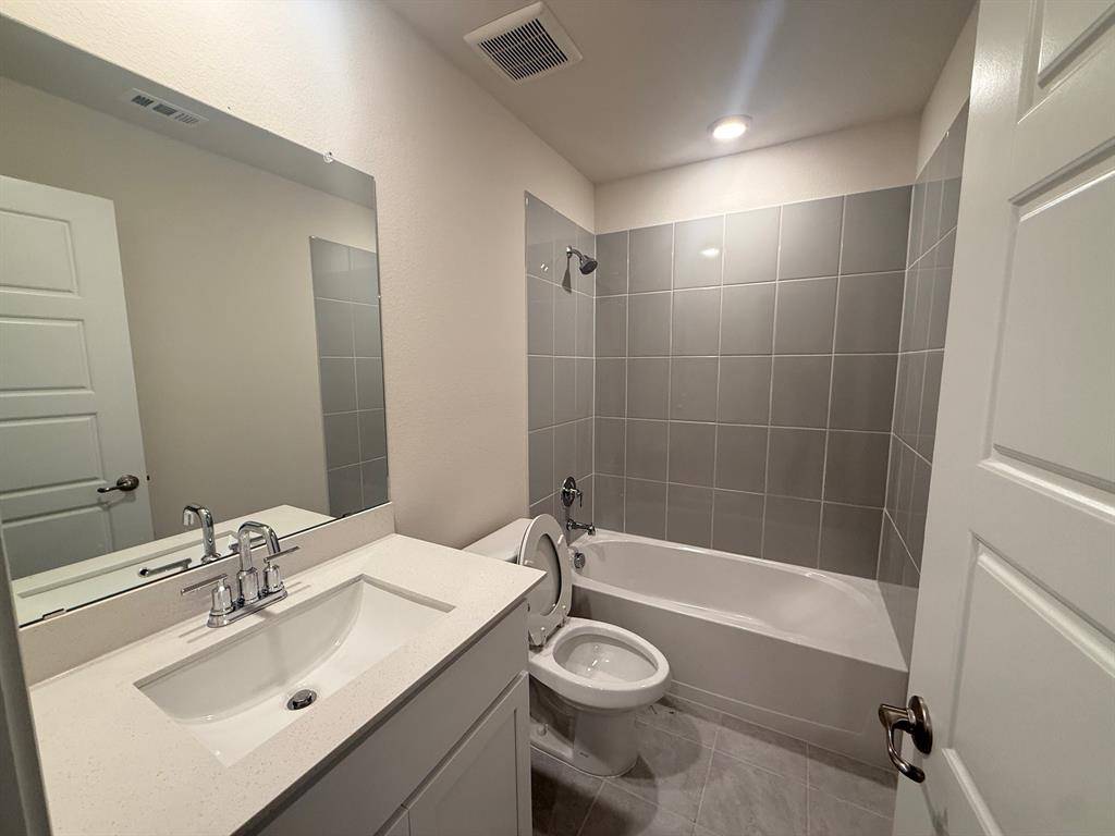 Princeton, TX 75407,1913 Windy Banks Drive