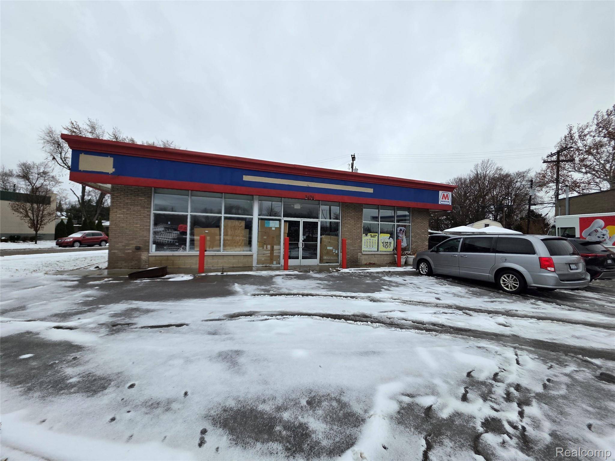 Lincoln Park, MI 48146,2476 Dix HWY