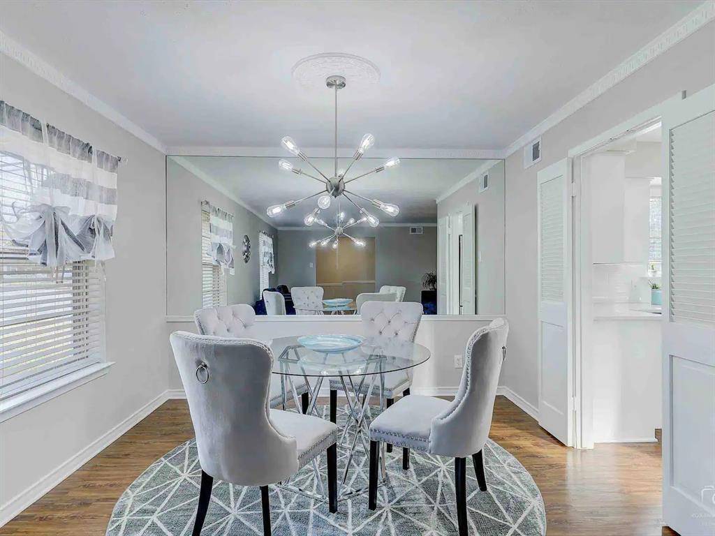 Dallas, TX 75229,10007 Dale Crest Drive