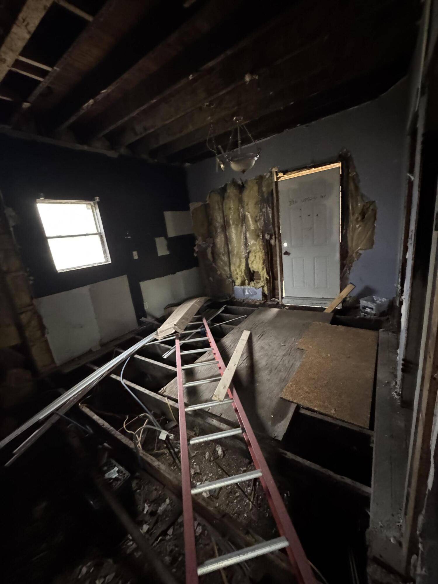 Battle Creek, MI 49037,396 Upton AVE