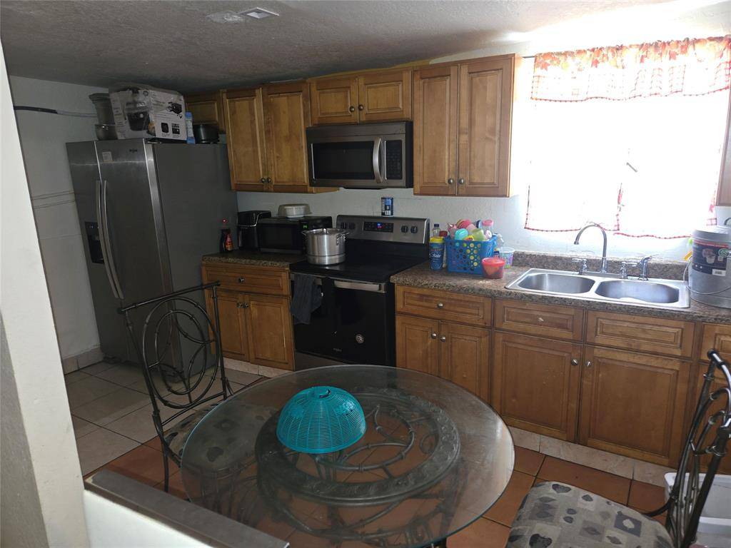 Miami, FL 33147,1531 NW 62nd Ter