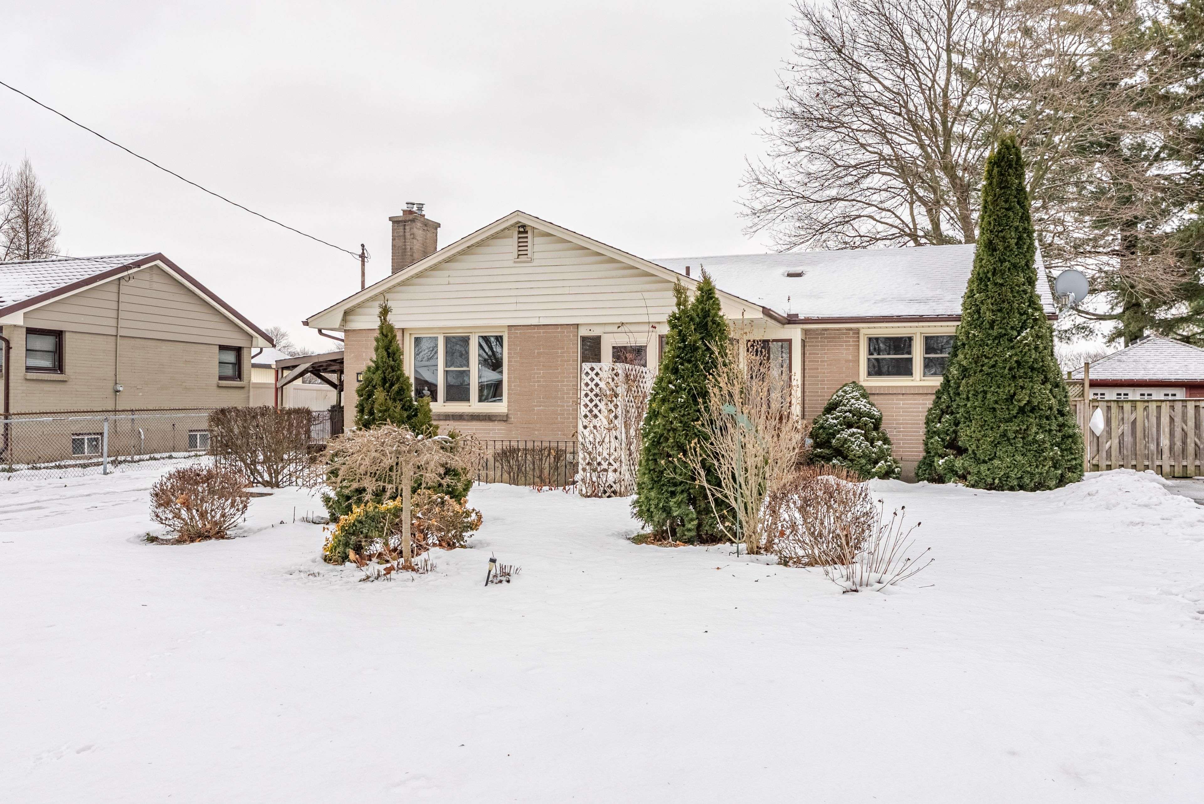 London East, ON N5W 2A2,1697 Moffatt AVE