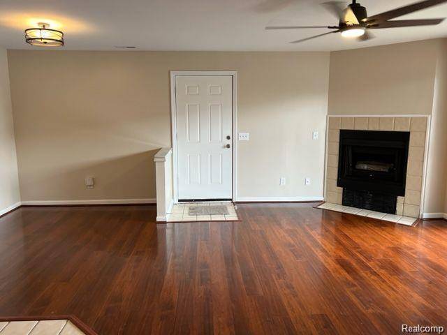 Fraser, MI 48026,16143 Clarkson DR #2