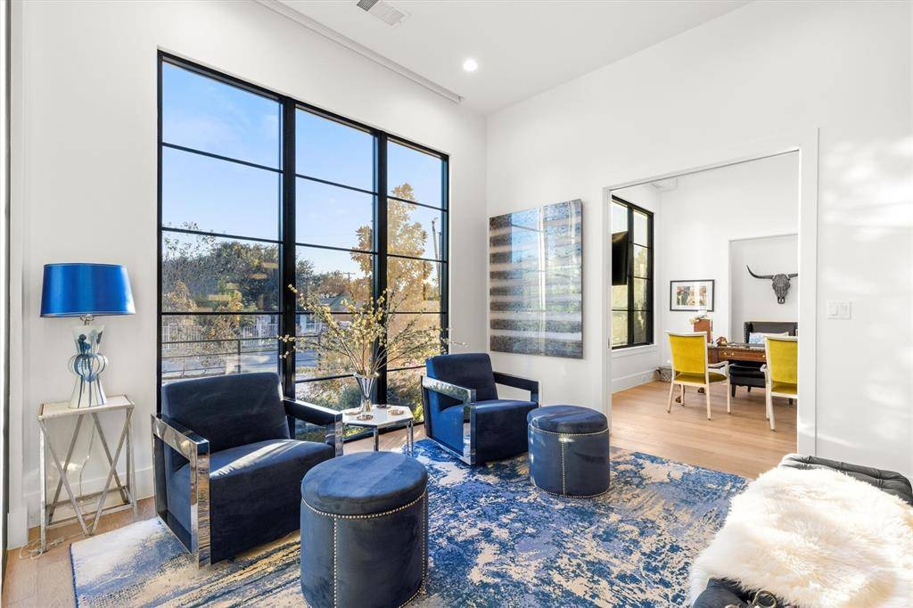 Dallas, TX 75220,3771 Almazan Drive