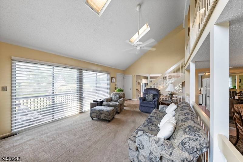 Edison Twp., NJ 08820,18 Westgate Dr