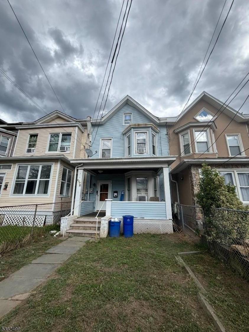 Paterson City, NJ 07501,879 Madison Ave